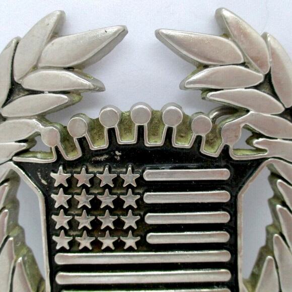 70s Famous Stars and Straps 8387 Crowned US Flag Framed Laurel Belt Buckle EUC - Picture 5 of 7